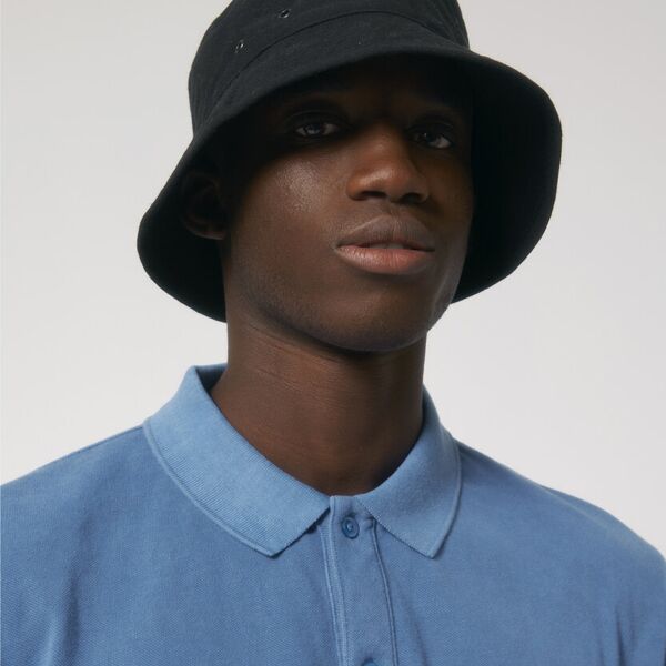 Bucket hat with metal eyelets Thumbnail